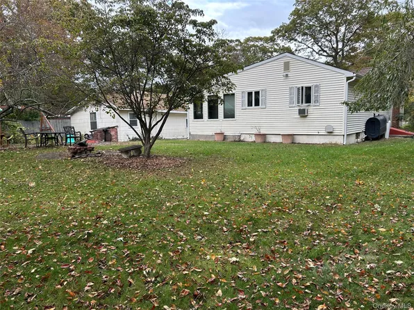 20 E Shore Drive, Patchogue, NY 11772