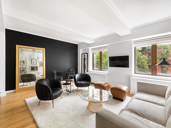 2nd image of 225 E 19th St #303