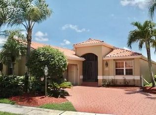 8120 Nadmar Ave, Boca Raton, FL 33434