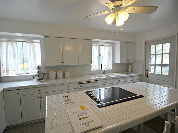 5th image of 1811 Lincoln Dr