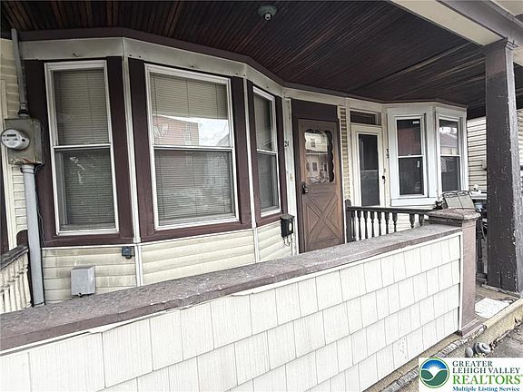 4th image of 21 W Bertsch St