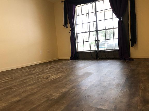 4th image of 1806 Redwood Ct