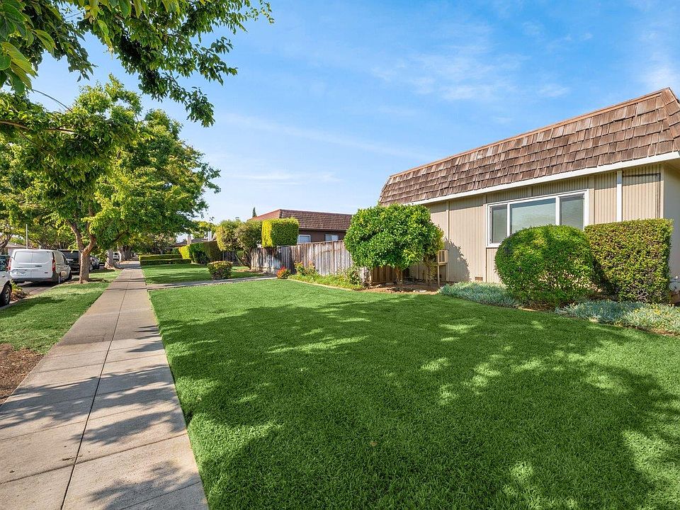 1st image of 1349 Essex Way
