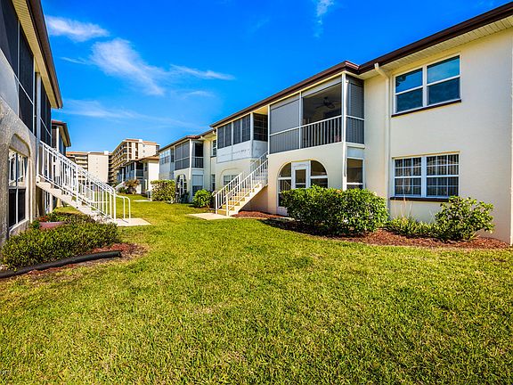 2nd image of 1057 Small Ct APT 22