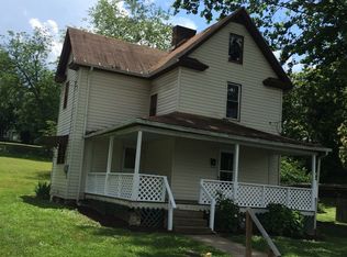 71 W Wilson St, Westover, WV 26501