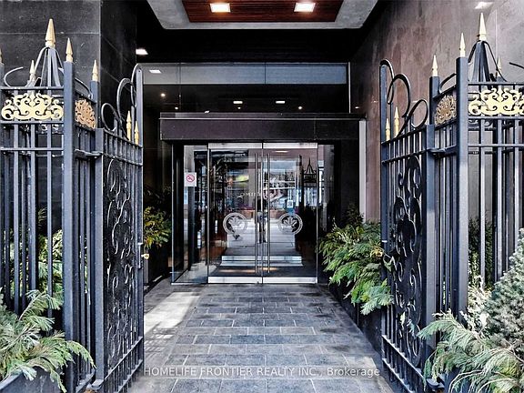 4th image of 375 King St W #2501