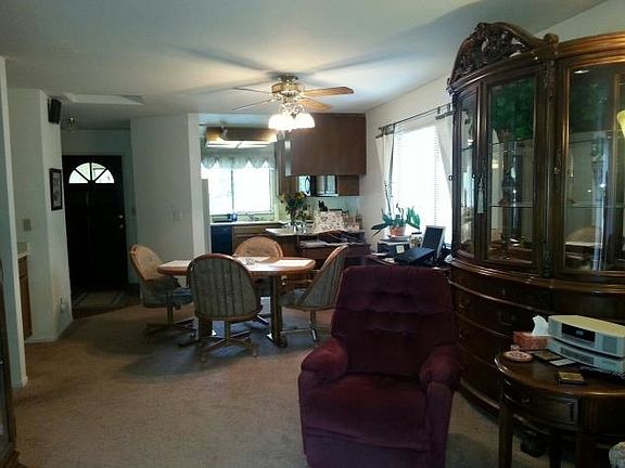2nd image of 651 Oregon St