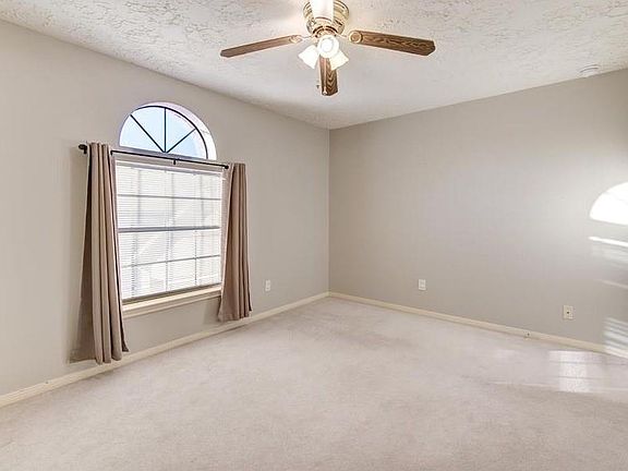 5th image of 12614 Ashford Chase Dr