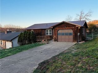 5204 Kel Dawn Cir, Cross Lanes, WV 25313