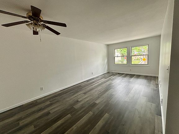 2nd image of 54 Whitaker Pl