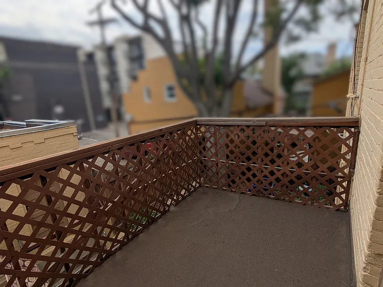 N Washington St — Photo 12