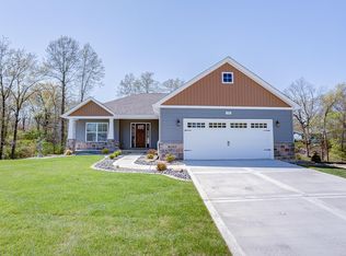 128 Red Pine Ct, Collinsville, IL