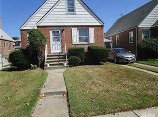 5623 196th Pl, Fresh Meadows, NY 11365