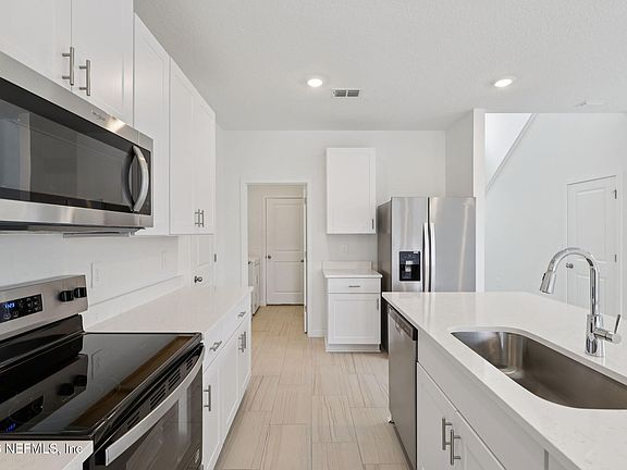 2nd image of 10754 LISHWOOD Way