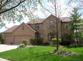 1059 Barrington Ct, Westerville, OH 43082