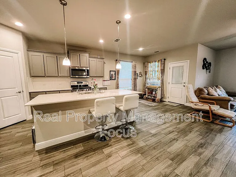 5516 Nelson Pkwy — Photo 4