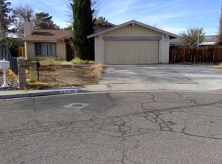 1107 N Las Posas Ct, Ridgecrest, CA 93555