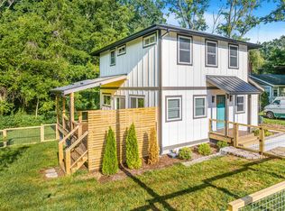 10 Trinity Chapel Rd, Asheville, NC 28805