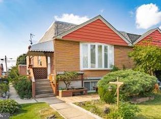 8592 Benton Ave, Philadelphia, PA 19152