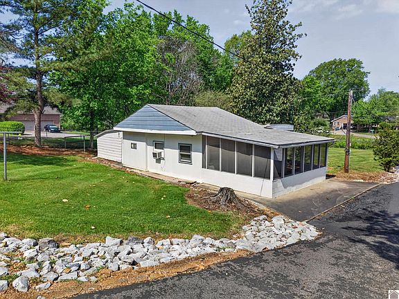 2nd image of 4080 Lovelaceville Rd