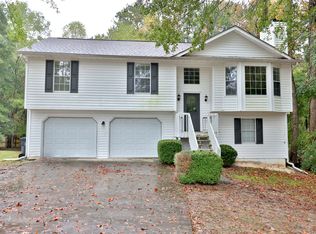 2585 Mitchell Rd, Lawrenceville, GA 30043