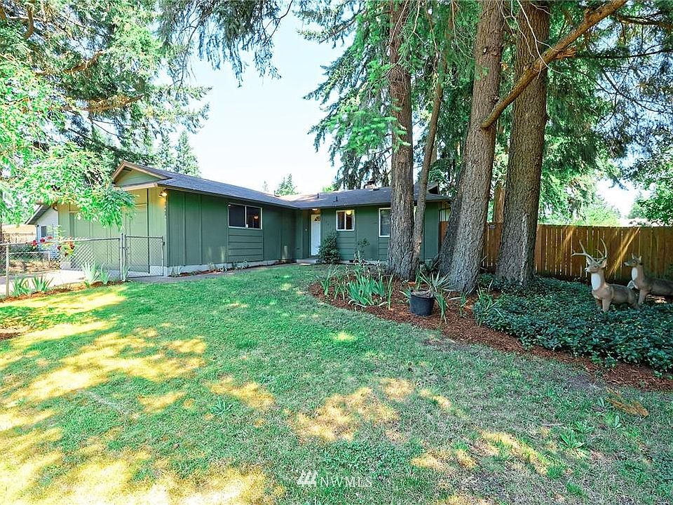 1st image of 19419 8th Ave E