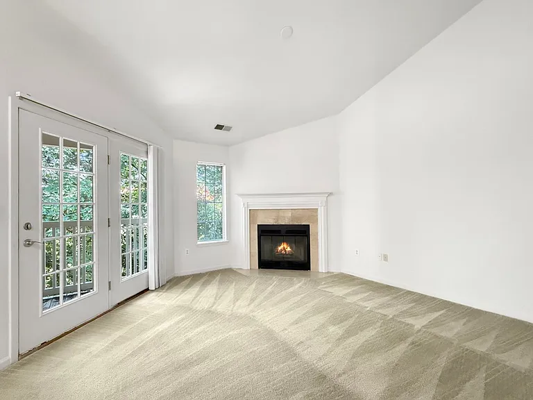 701 Beachfront Dr — Photo 35