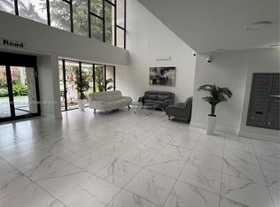 16500 Golf Club Rd APT 206, Weston, FL 33326