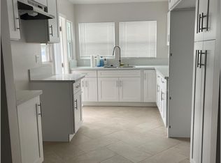 1073 W 25th St, San Pedro, CA 90731