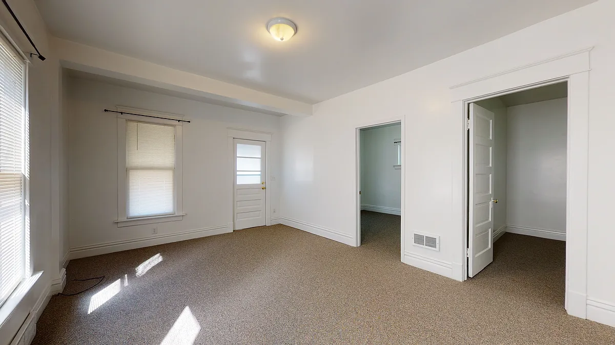 Building Photo - 2505 Poplar St #A
