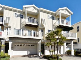 1457 Gulf Dr N, Bradenton Beach, FL 34217