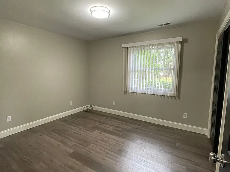 5513 Gondolier Dr — Photo 18