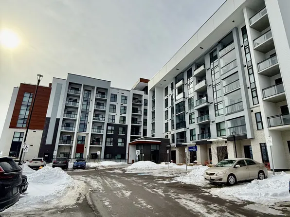 490 Gordon Krantz Ave, Milton, ON