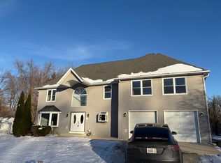 2N631 Virginia Ave, Glen Ellyn, IL 60137