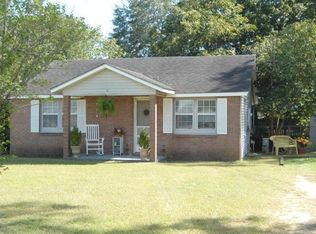 877 Taylor Rd, Dothan, AL 36301