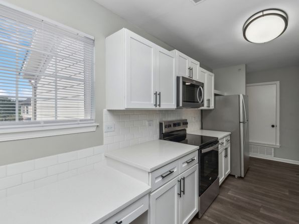 492 Vinings Dr #484