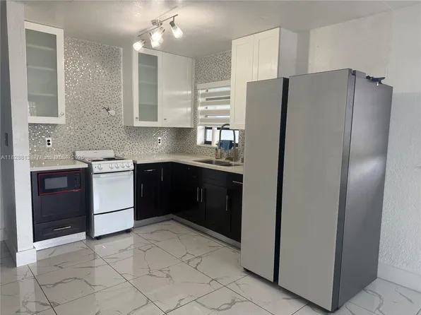 6215 W 24th Ave #2057, Hialeah, FL 33016