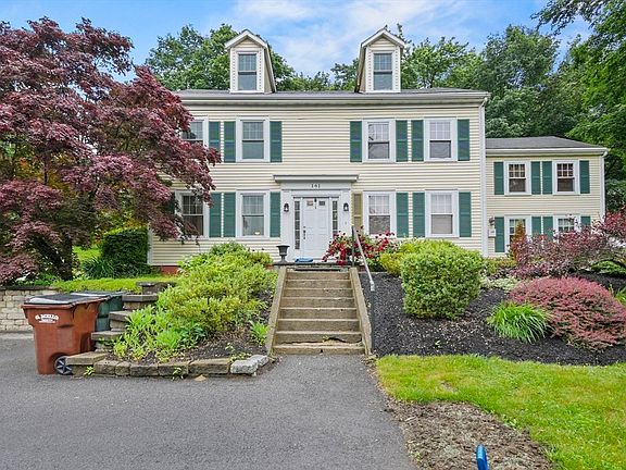 2nd image of 161 Elm St #A