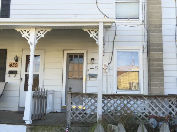 432 W 4th Ave, Parkesburg, PA 19365