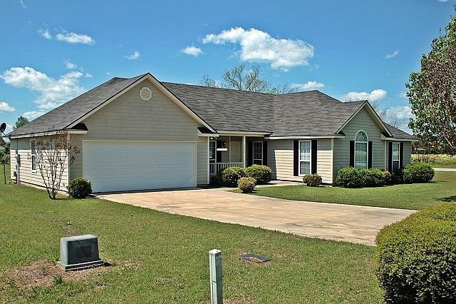 1st image of 4397 Whippoorwill Cir