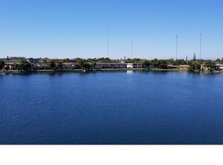 18700 NE 3rd Ct APT 602, Miami, FL 33179