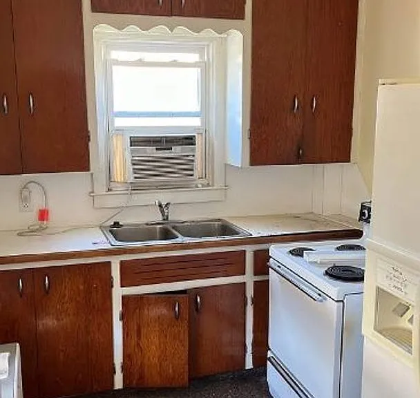 85 N Kennebec Ave #2 — Photo 5