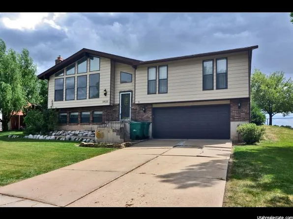 2622 N 2600 E, Layton, UT 84040