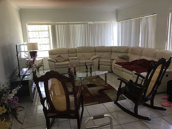 5th image of 17565 NW 29th Ct