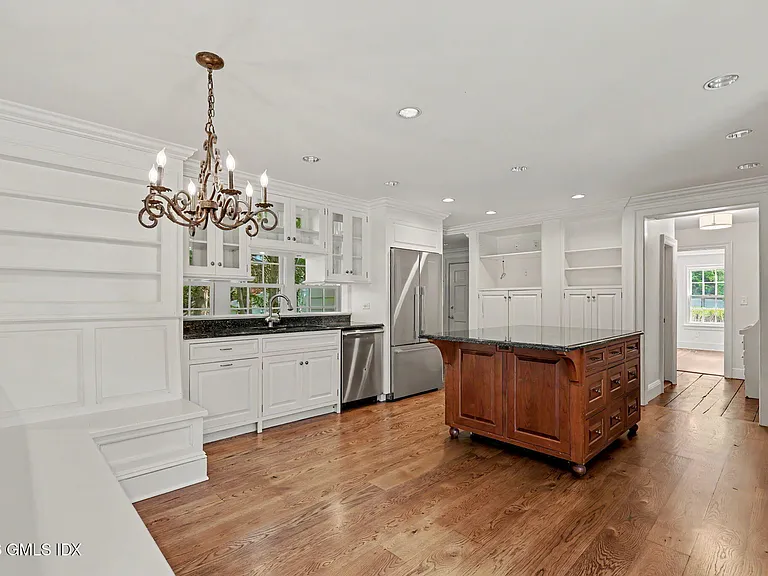 88 Orchard St — Photo 17