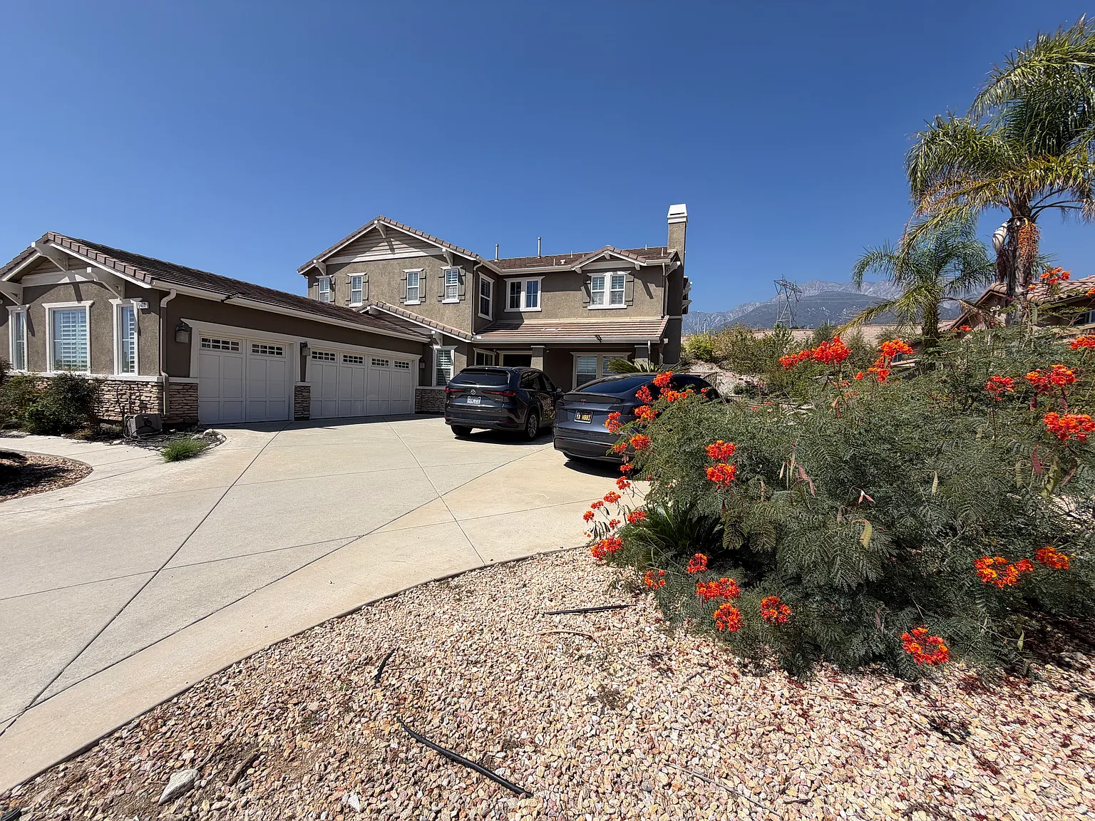 5 bed, 3404 sqft, $7,499 — Photo 2
