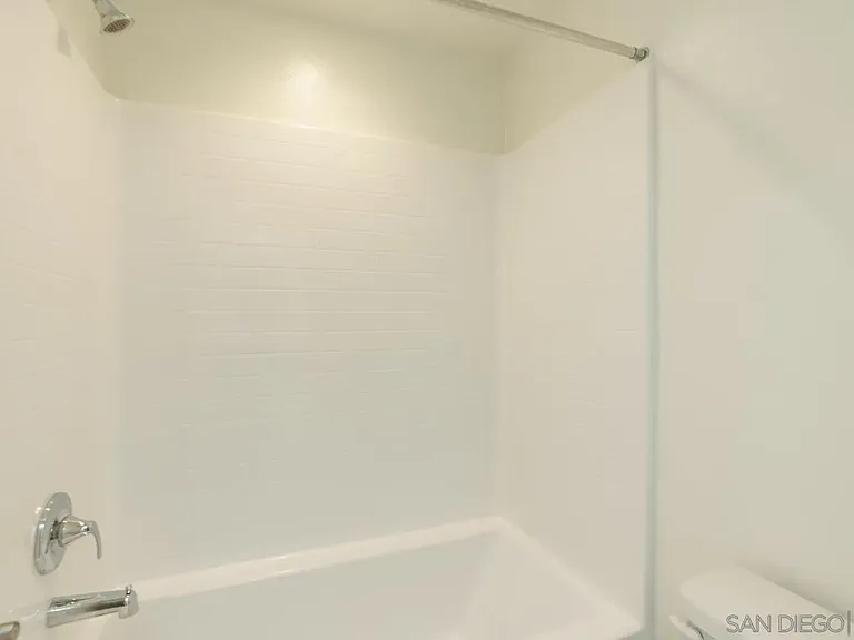 2564 Delphinium Ln — Photo 37