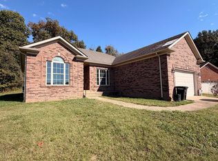 120 Lowball Ln, Vine Grove, KY 40175