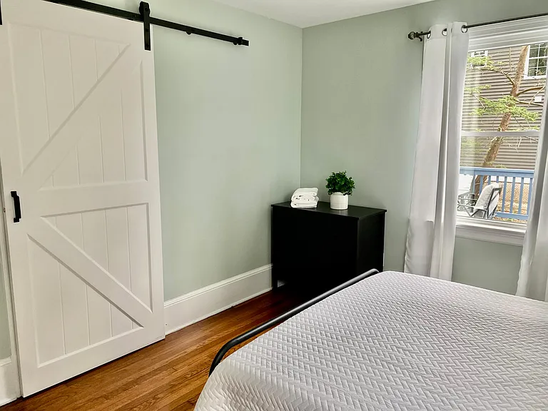 2929 Putney Rd — Photo 13