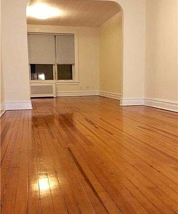 2nd image of 2847 46th St APT 2L